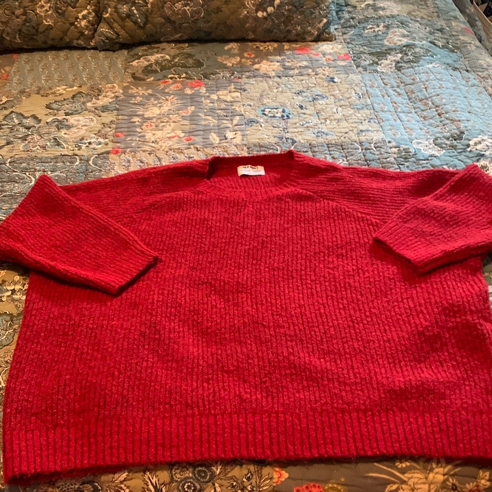 Old Navy Red Crewneck soft cozy Knit Sweater 3/4 sleeved